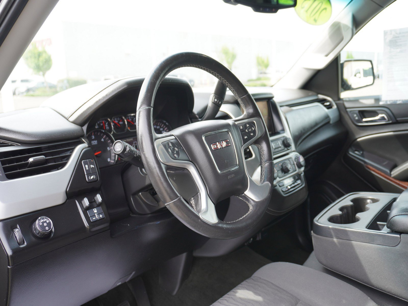 Used 2015 GMC Yukon SLE w/ Convenience Package image 21