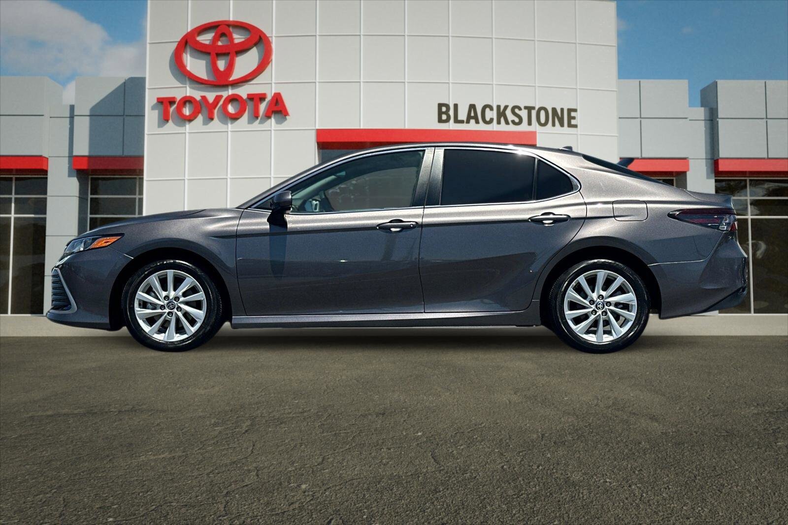 Certified 2024 Toyota Camry LE FWD image 6
