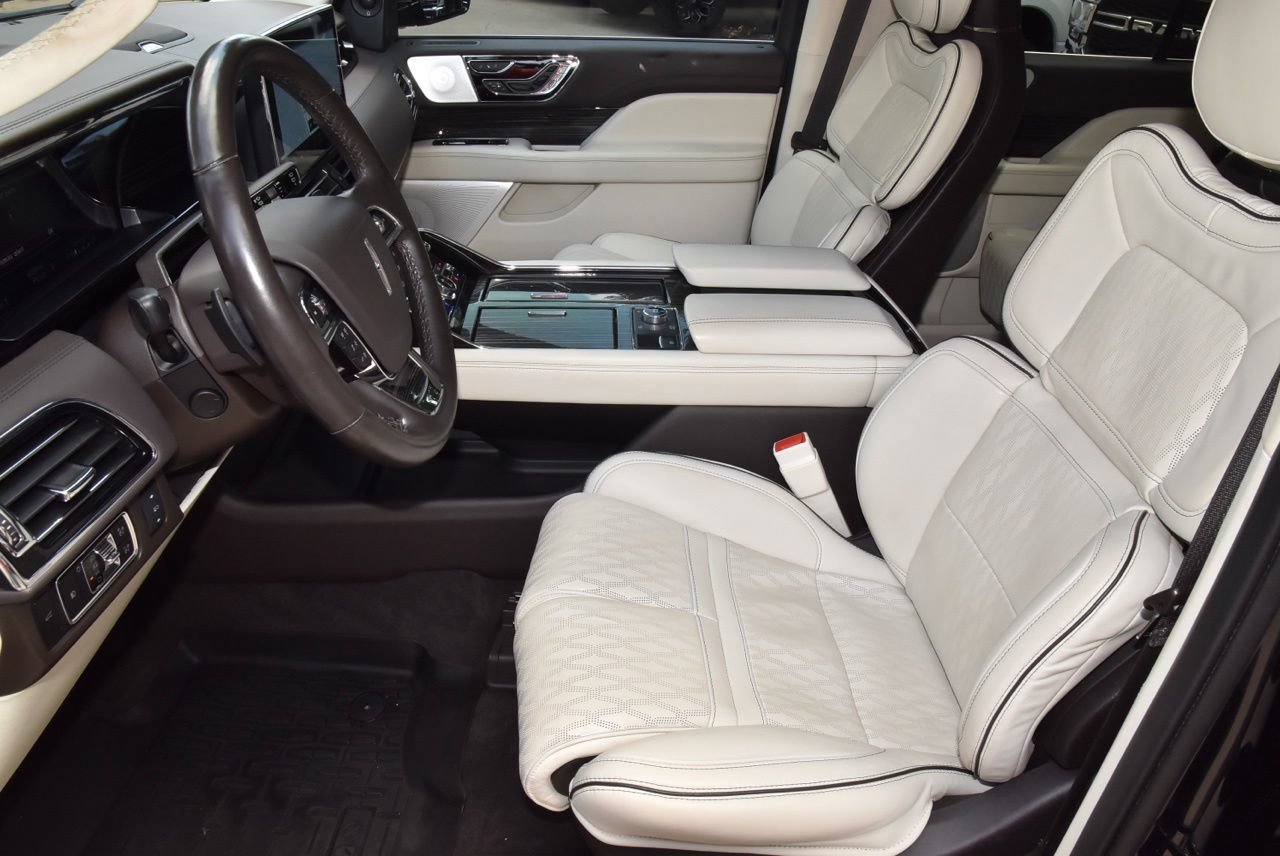 Used 2024 Lincoln Navigator Black Label AWD/4WD image 13