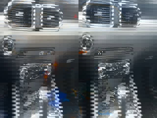 Used 2018 MAZDA CX-5 Touring image 17