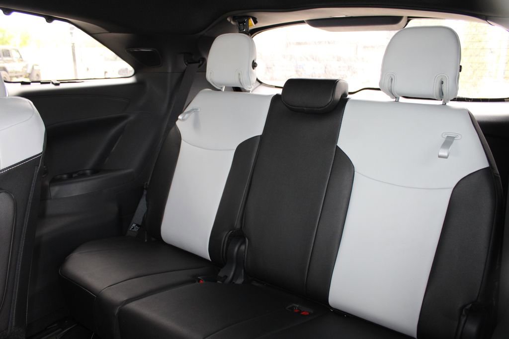 New 2026 Toyota Sienna XSE image 49