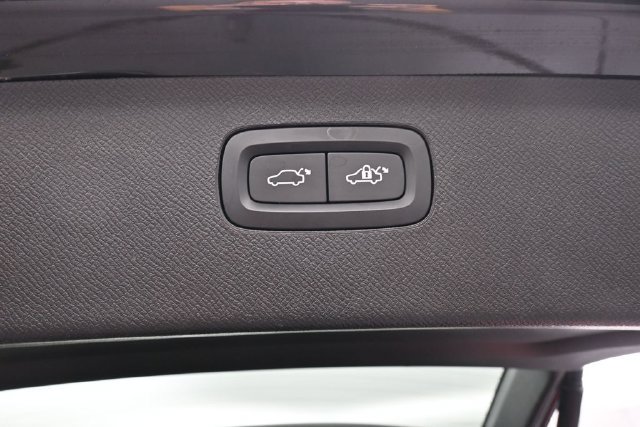 Used 2024 Volvo XC90 B5 Plus w/ Protection Package AWD/4WD image 30