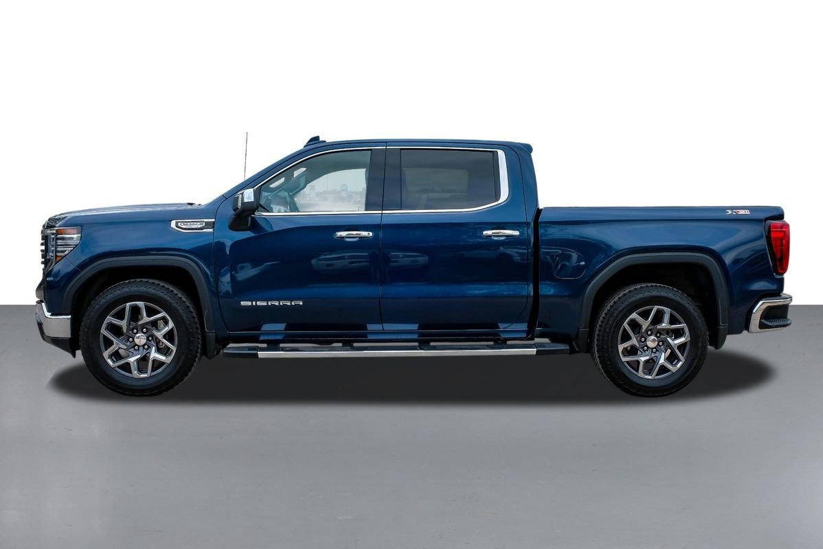 Used 2023 GMC Sierra 1500 SLT AWD/4WD image 9