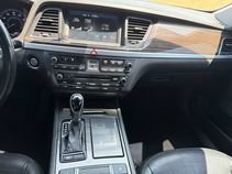 Used 2015 Hyundai Genesis 3.8 RWD image 16