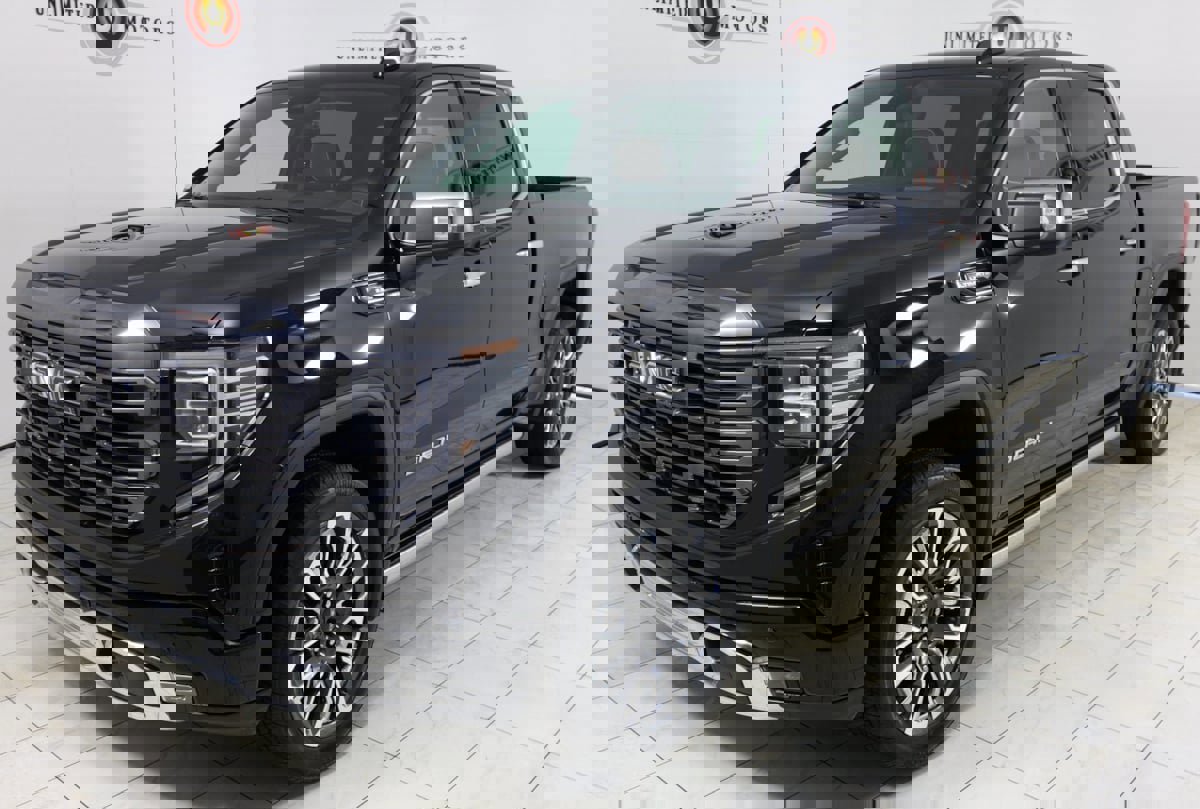 Used 2024 GMC Sierra 1500 Denali Ultimate image 5