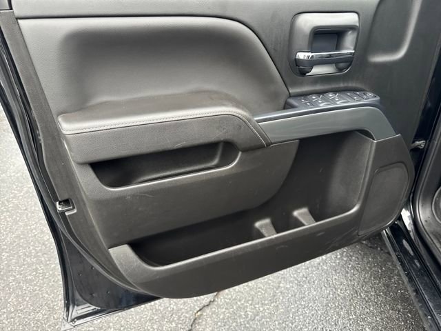 Used 2018 Chevrolet Silverado 1500 LT w/ All Star Edition image 10