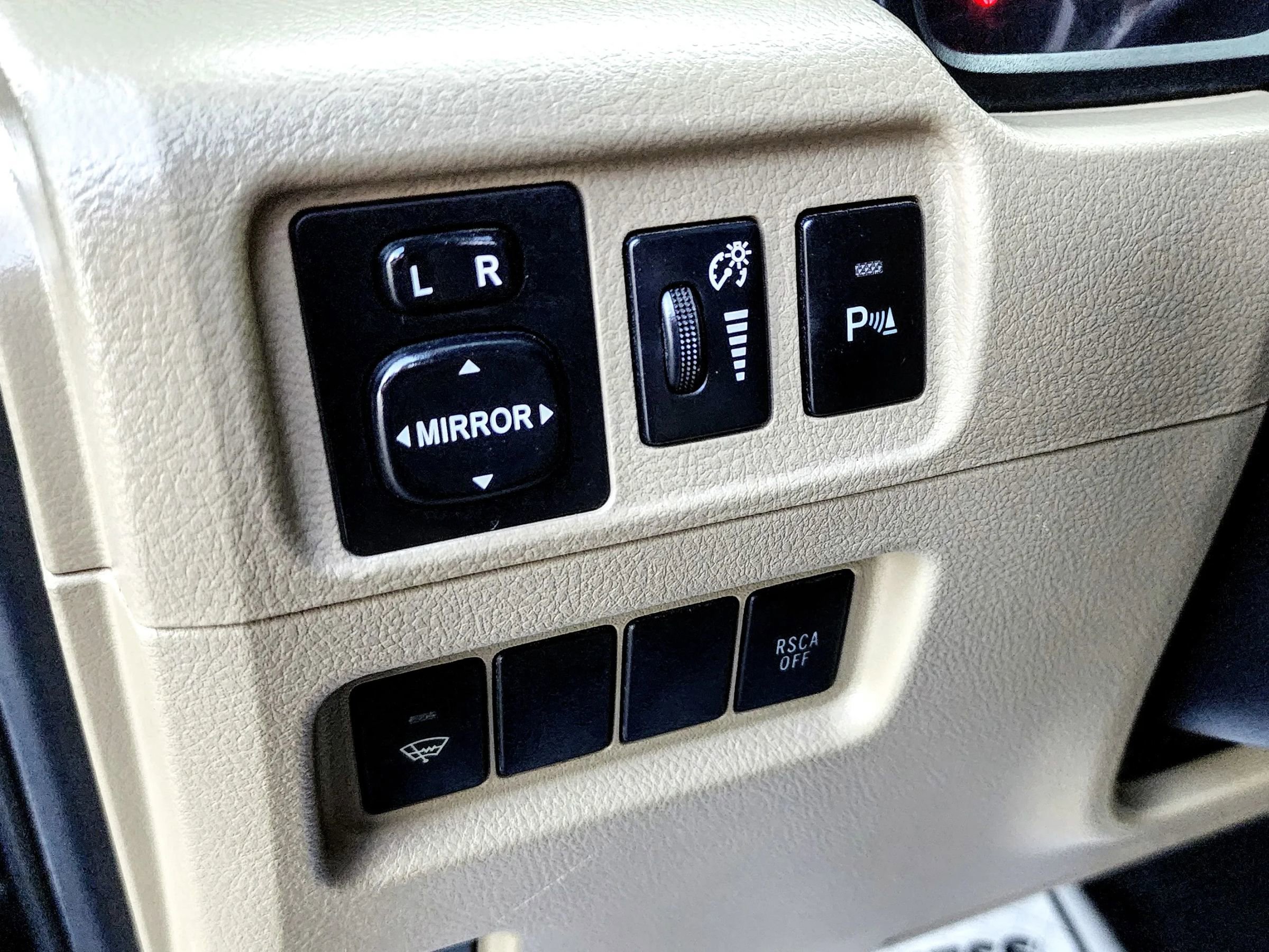 Used 2013 Toyota 4Runner SR5 image 21