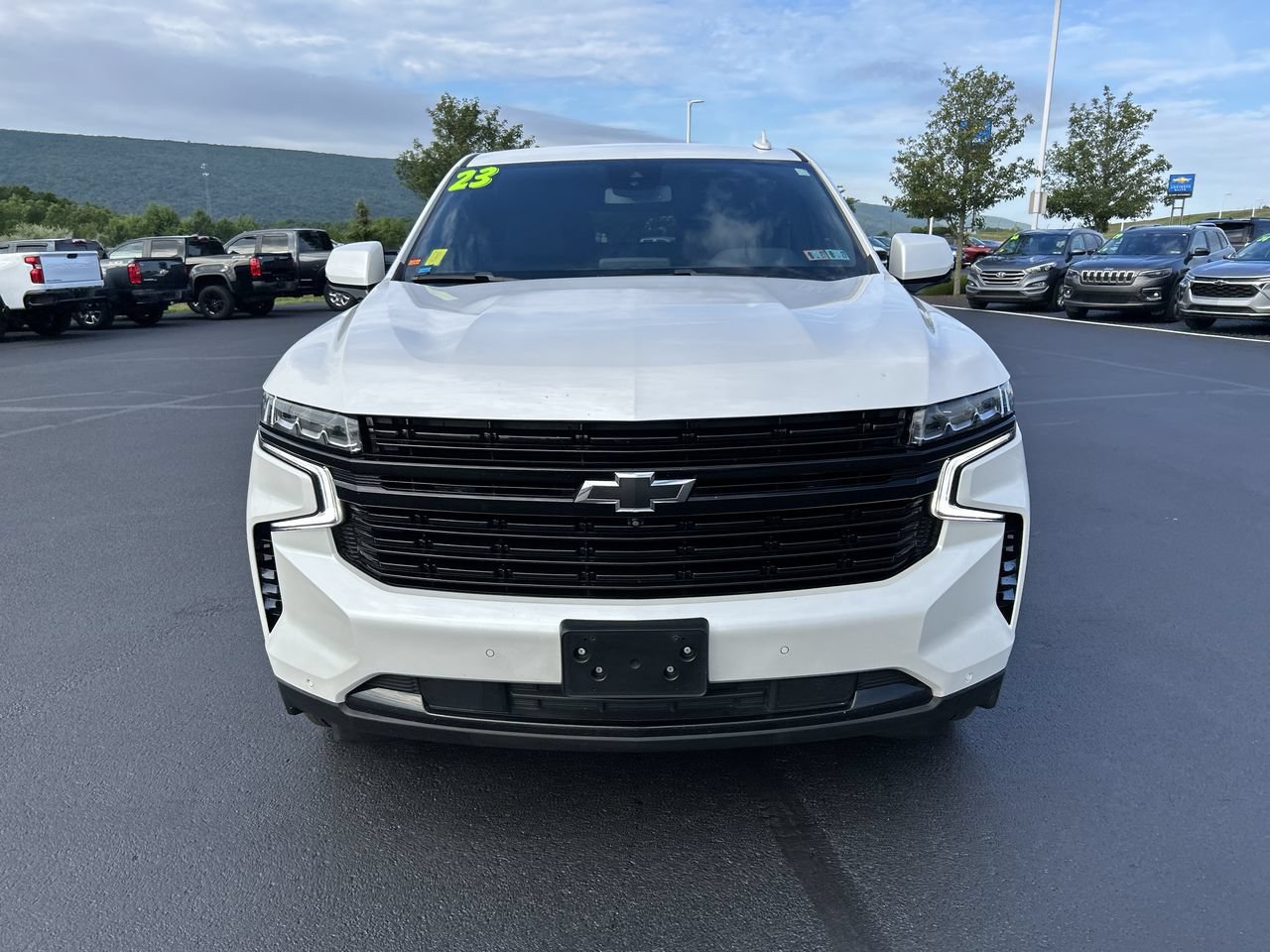 Used 2023 Chevrolet Tahoe RST w/ RST Performance Edition AWD/4WD image 2