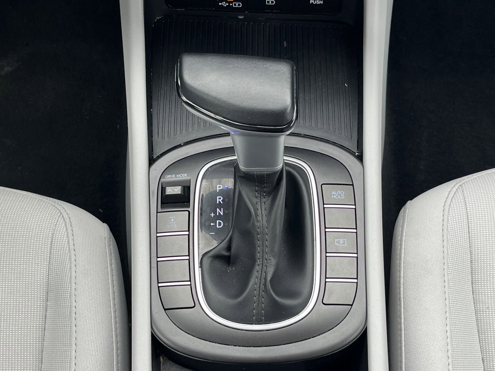 Used 2025 Hyundai Kona SEL AWD/4WD image 41