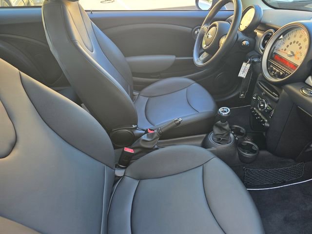 Used 2011 MINI Cooper Hardtop FWD image 17