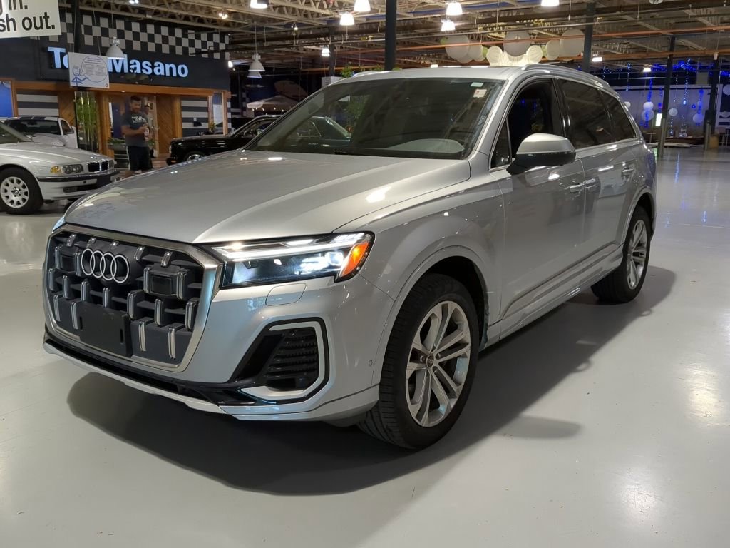 Used 2025 Audi Q7 3.0T Premium Plus