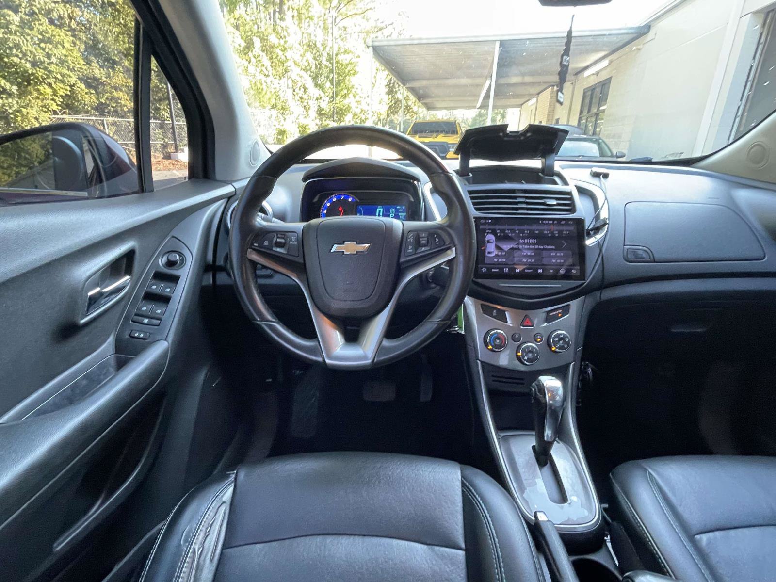 Used 2016 Chevrolet Trax LTZ FWD image 12