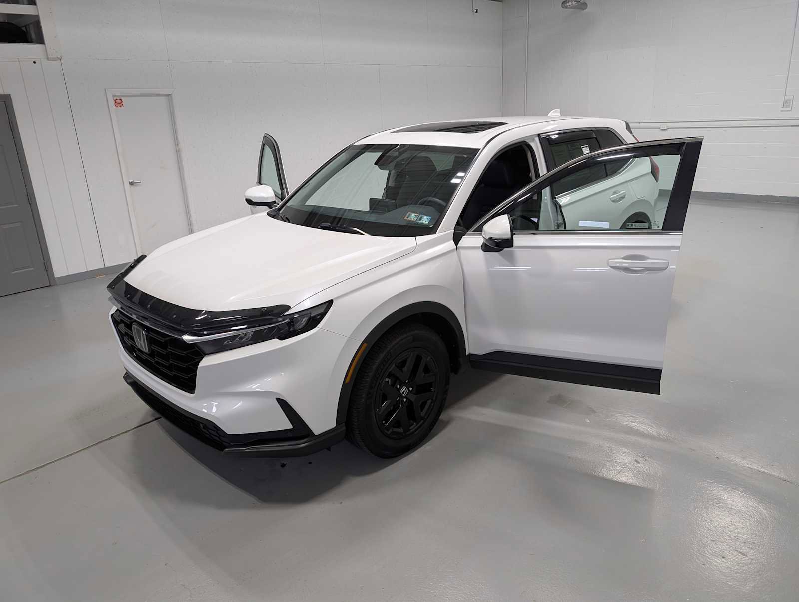 Used 2024 Honda CR-V EX-L image 16