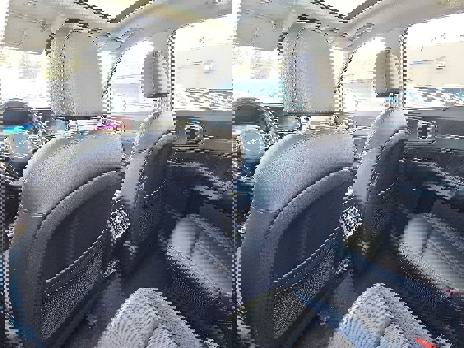 Used 2023 Kia Sorento SX image 24