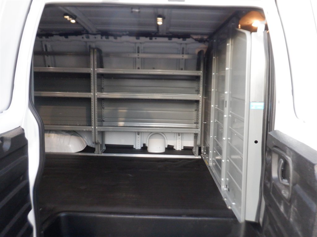 Used 2023 Chevrolet Express 2500 Hvac BIN Package w/ Driver Convenience Package image 12