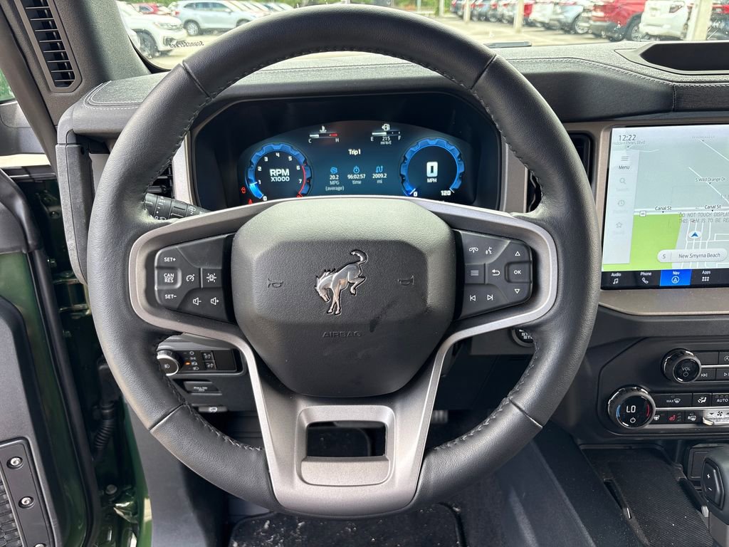 Used 2025 Ford Bronco Outer Banks AWD/4WD image 17