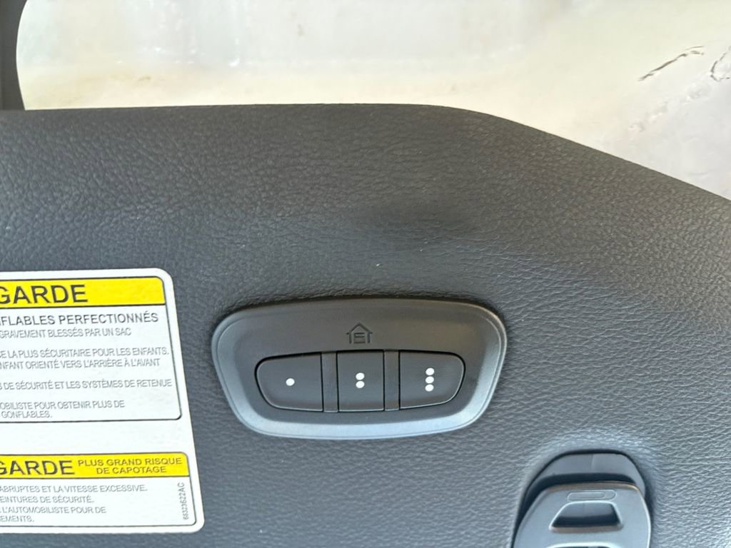 Used 2023 Jeep Wrangler Sahara image 27