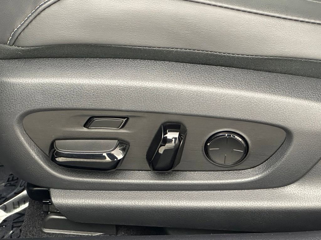 Used 2025 Lexus ES 350 Luxury w/ Technology Package image 42