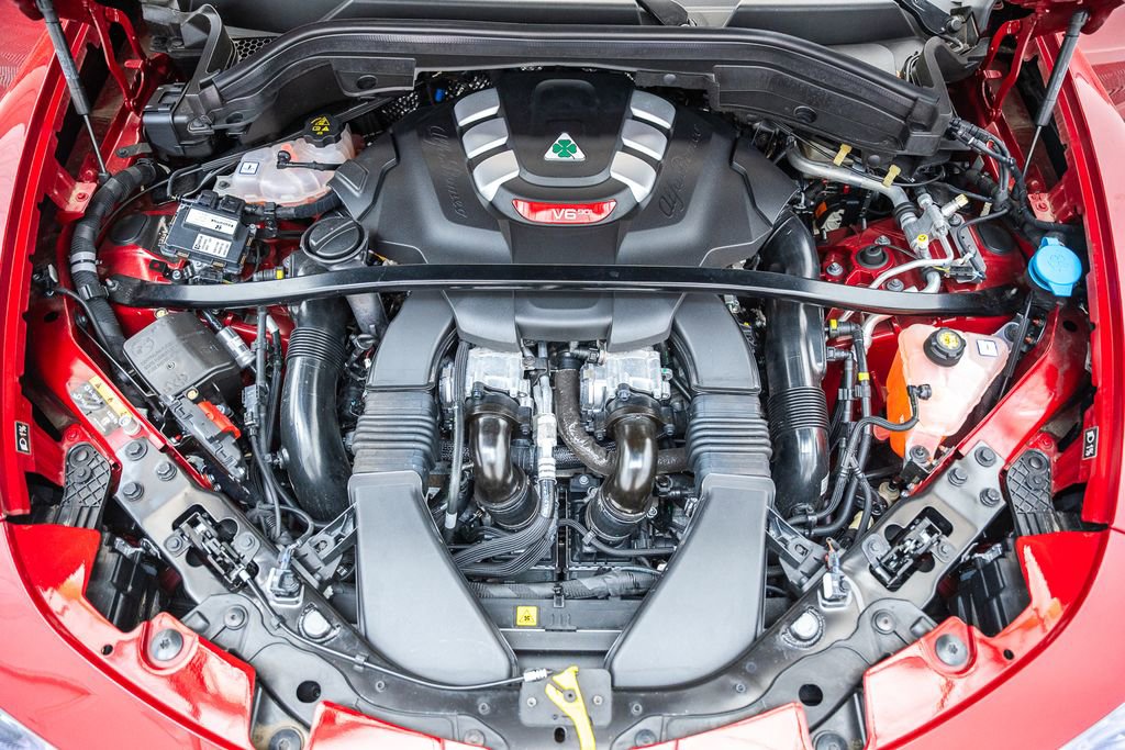 Used 2023 Alfa Romeo Stelvio Quadrifoglio w/ Active Assist Plus Package AWD/4WD image 24