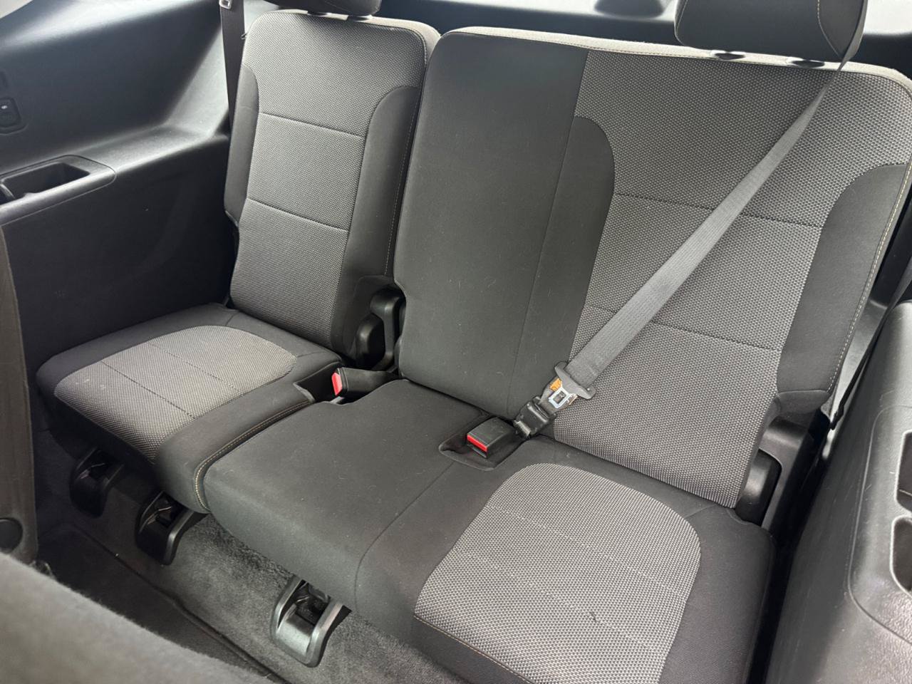 Used 2019 Chevrolet Traverse LT FWD image 21