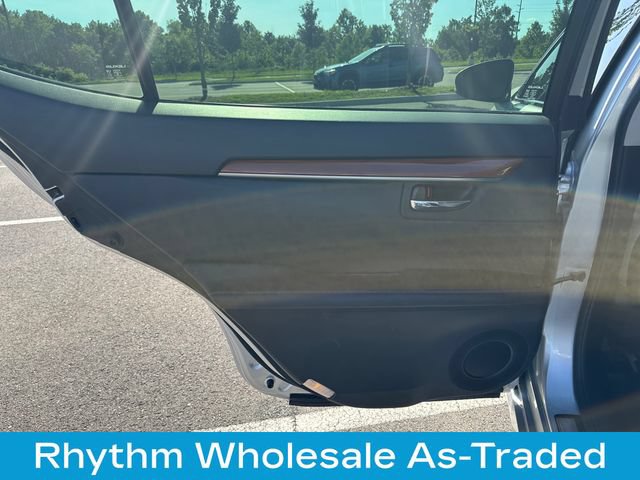 Used 2013 Lexus ES 300h w/ Luxury Pkg FWD image 15