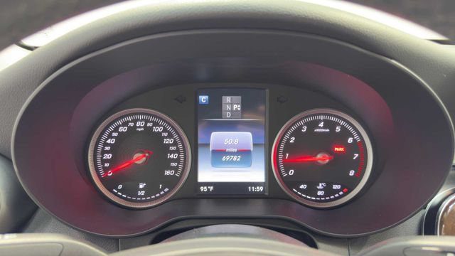 Used 2017 Mercedes-Benz GLC 300 4MATIC Coupe image 26