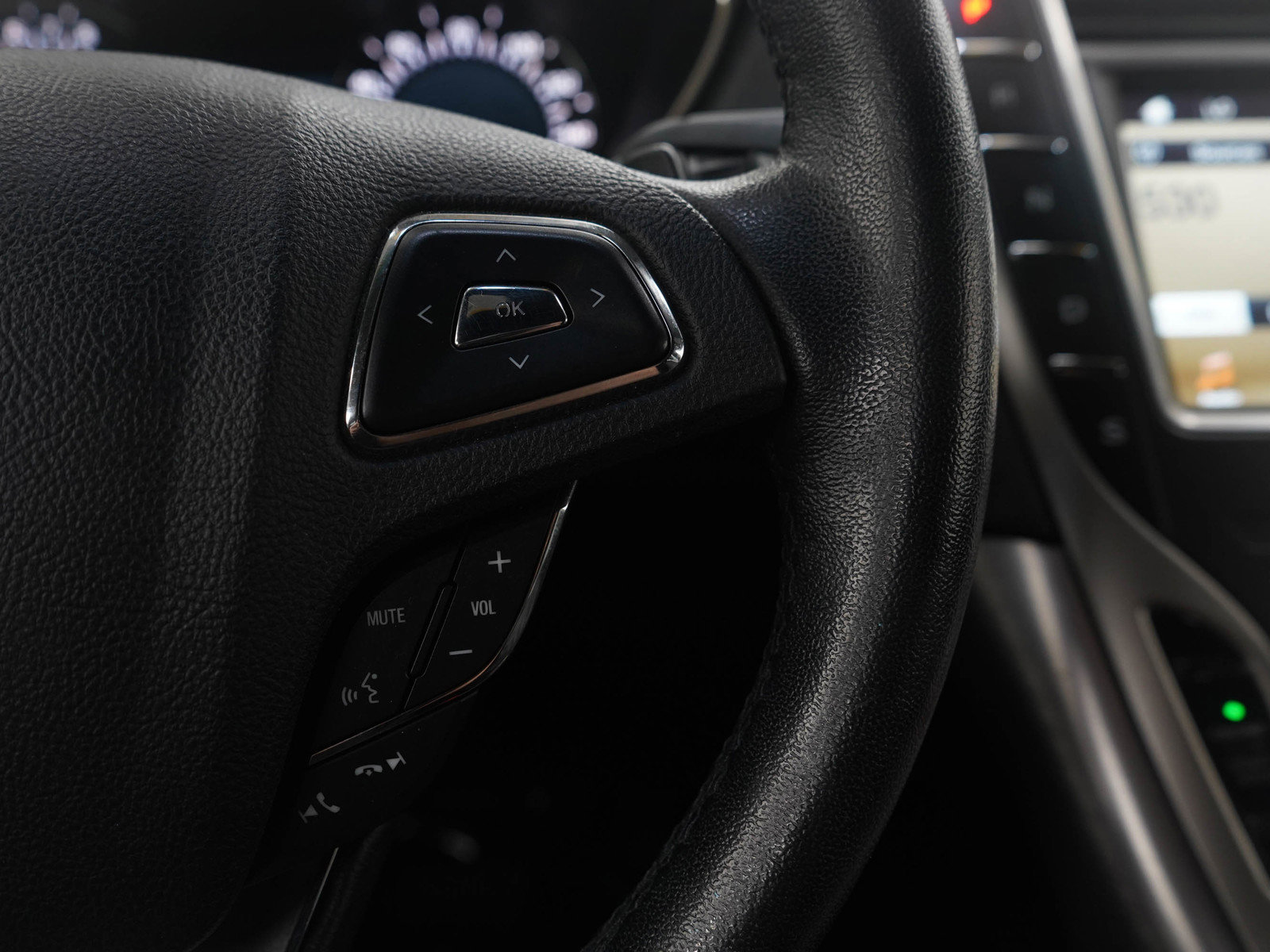 Used 2016 Lincoln MKX Premiere AWD/4WD image 26