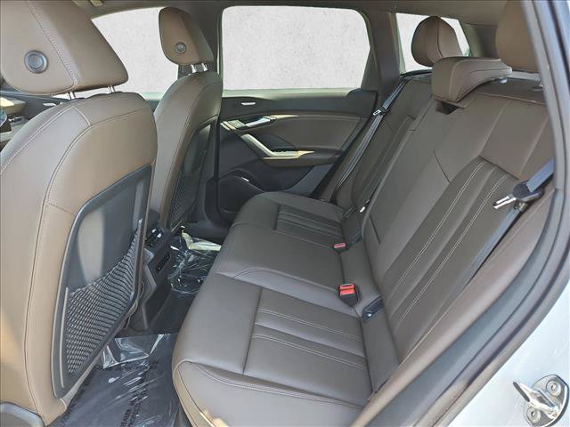Used 2025 Audi Q6 e-tron Premium Plus w/ Premium Plus AWD/4WD image 24