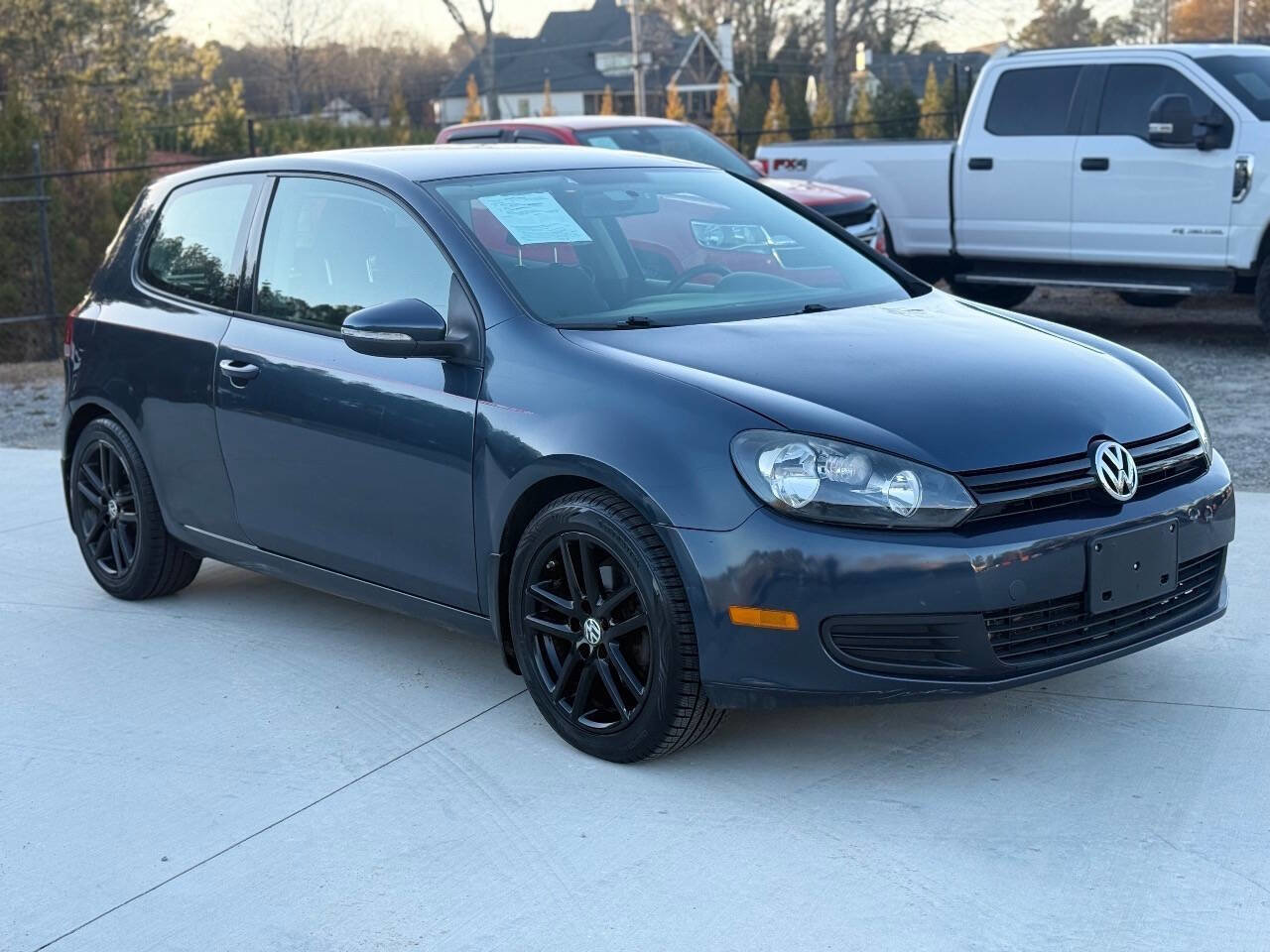 Used 2012 Volkswagen Golf 2-Door image 1