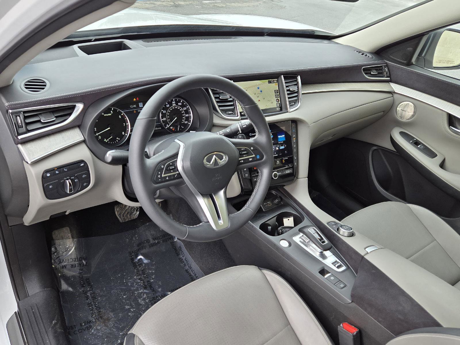 Certified 2023 INFINITI QX50 Sensory image 5