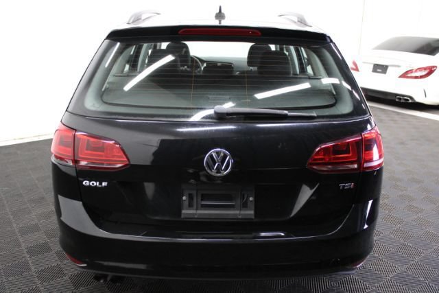 Used 2017 Volkswagen Golf S FWD image 6
