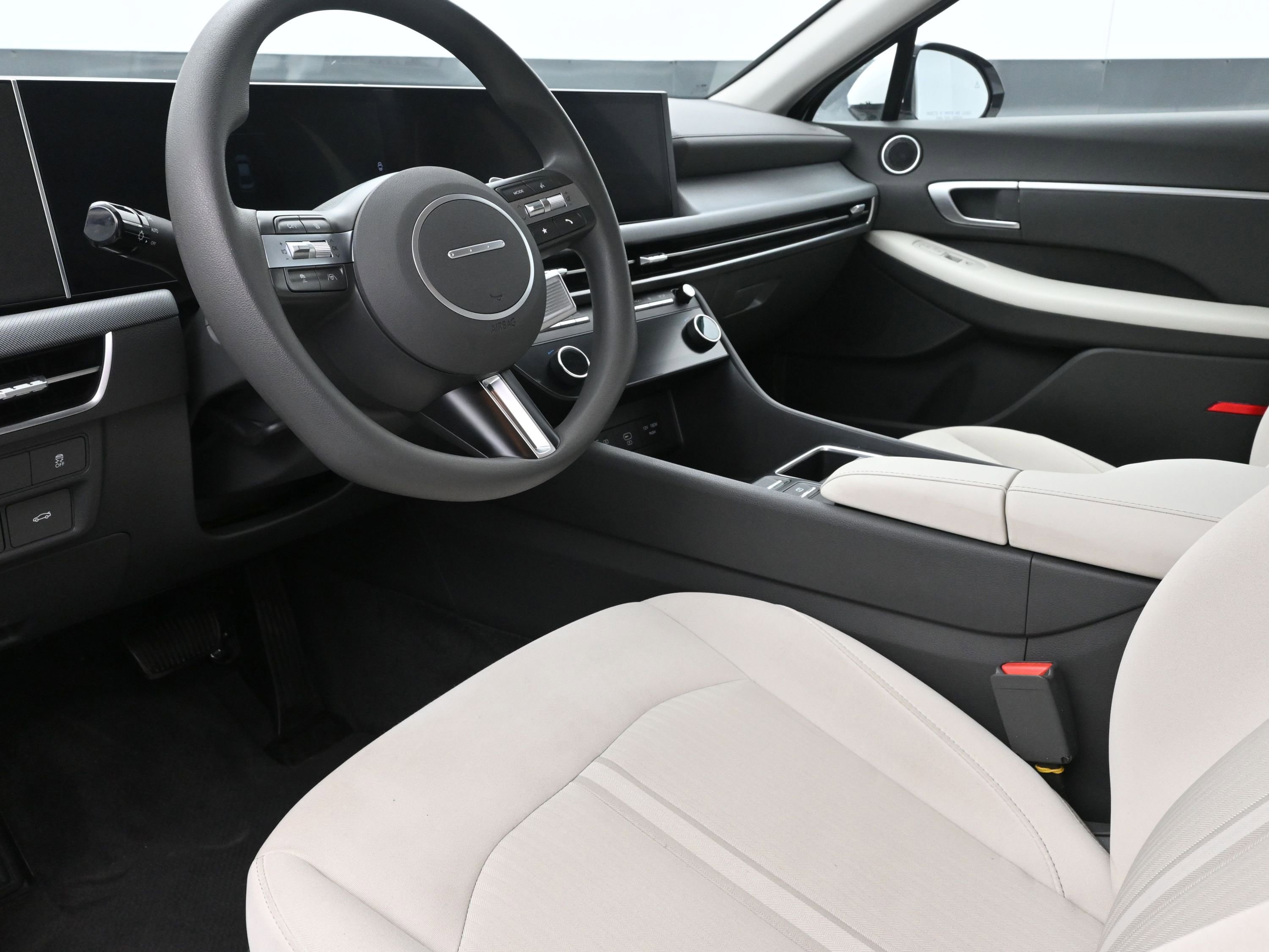 Certified 2025 Hyundai Sonata SEL image 10