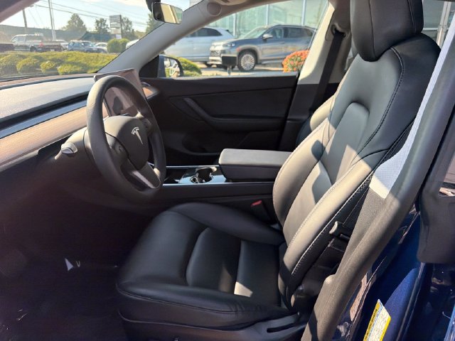 Used 2021 Tesla Model Y Long Range AWD/4WD image 10