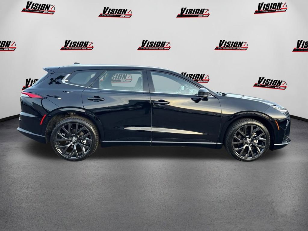 Used 2025 Toyota Crown Signia w/ Advanced Technology Package image 4