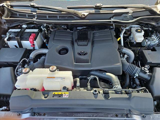 Used 2024 Toyota Tundra SR5 AWD/4WD image 28