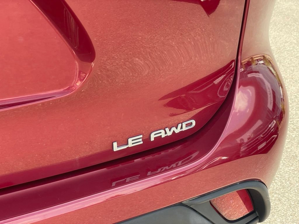 Used 2020 Toyota Highlander LE AWD/4WD image 31