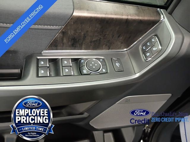 New 2026 Ford F350 Lariat w/ Black Appearance Package AWD/4WD image 9