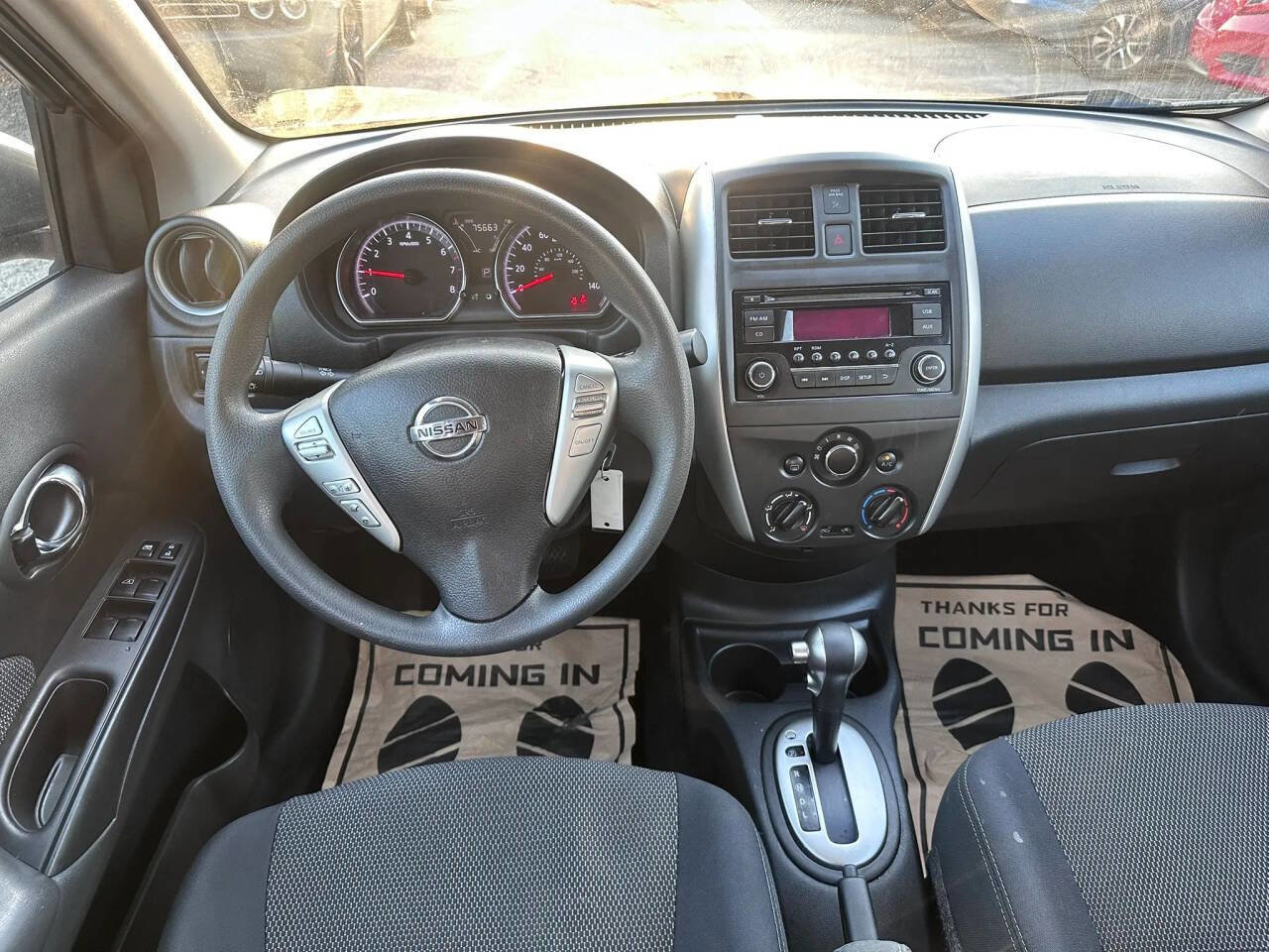 Used 2016 Nissan Versa SV w/ SV Appearance Package FWD image 15