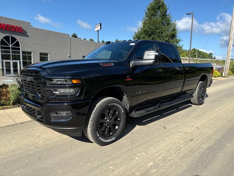 New 2026 RAM 3500 Big Horn AWD/4WD image 3