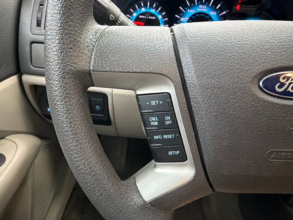 Used 2011 Ford Fusion SE w/ 202A Rapid Spec Order Code image 25