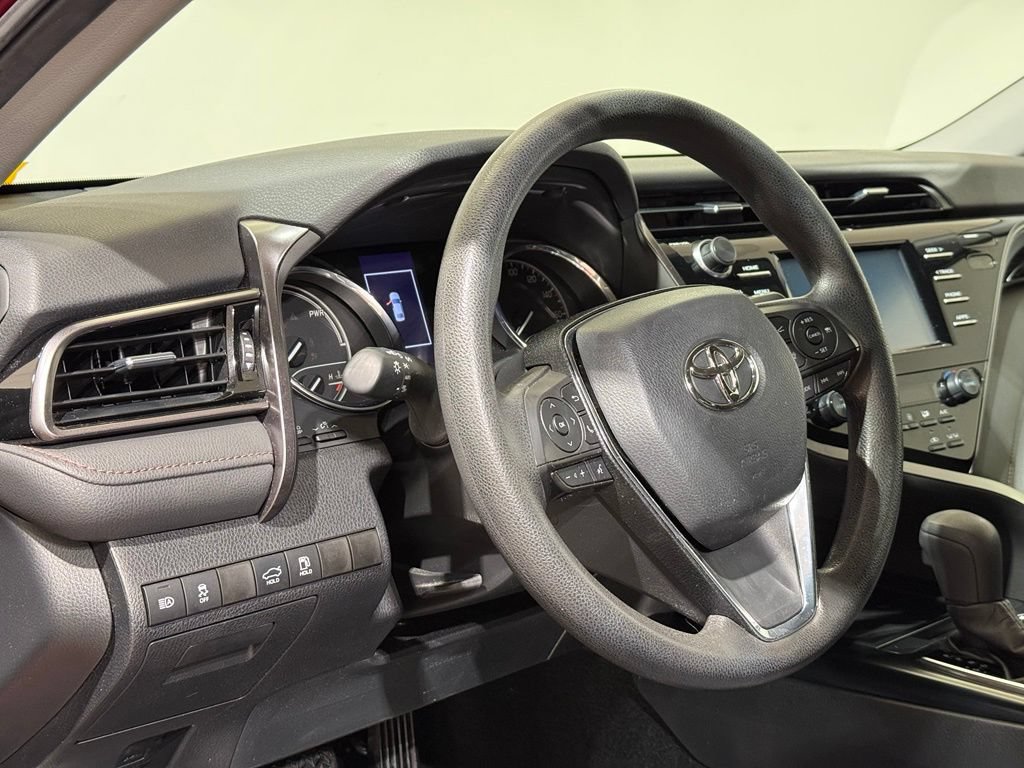 Used 2019 Toyota Camry LE FWD image 16