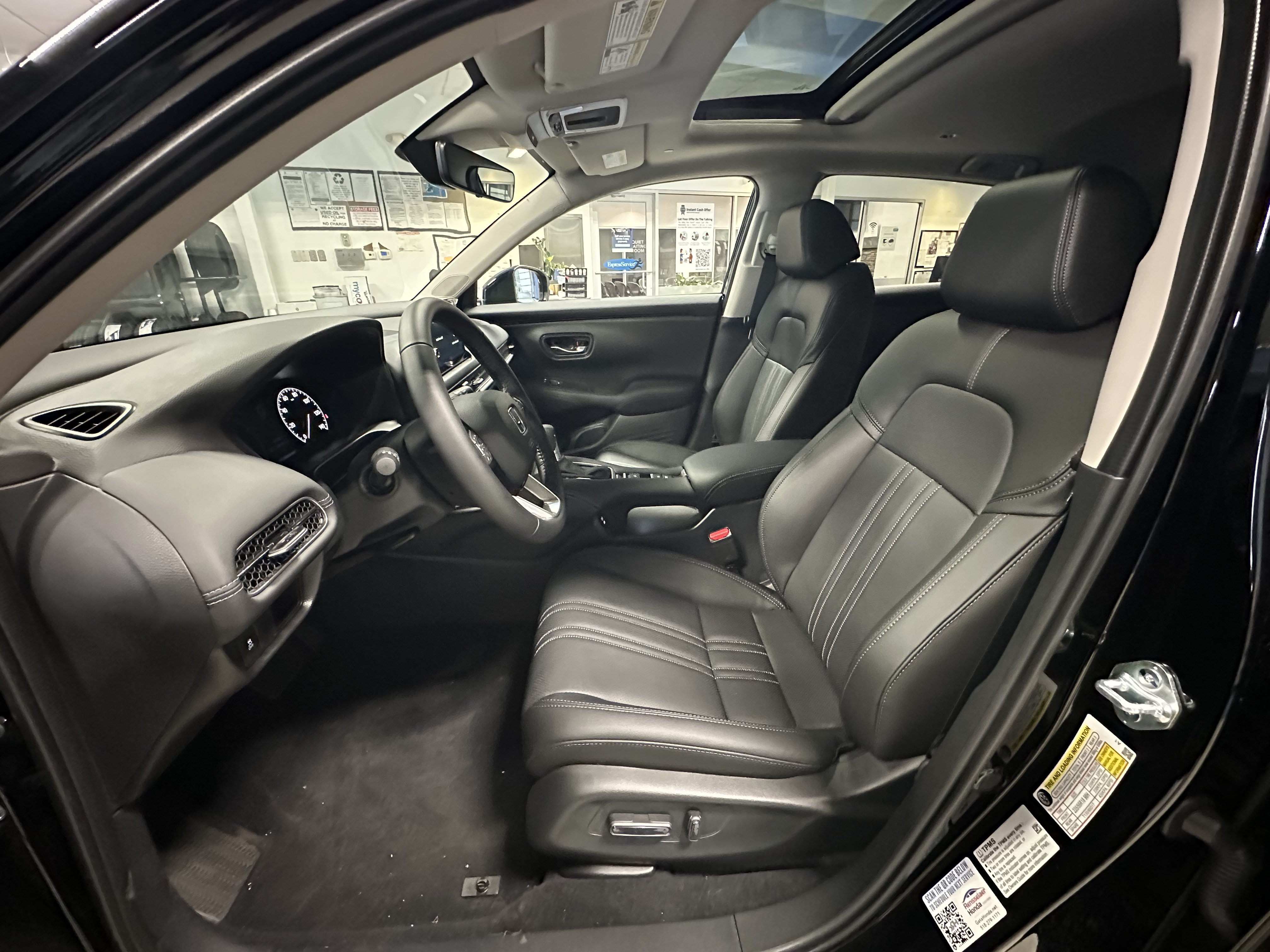 New 2027 Honda HR-V EX-L image 17