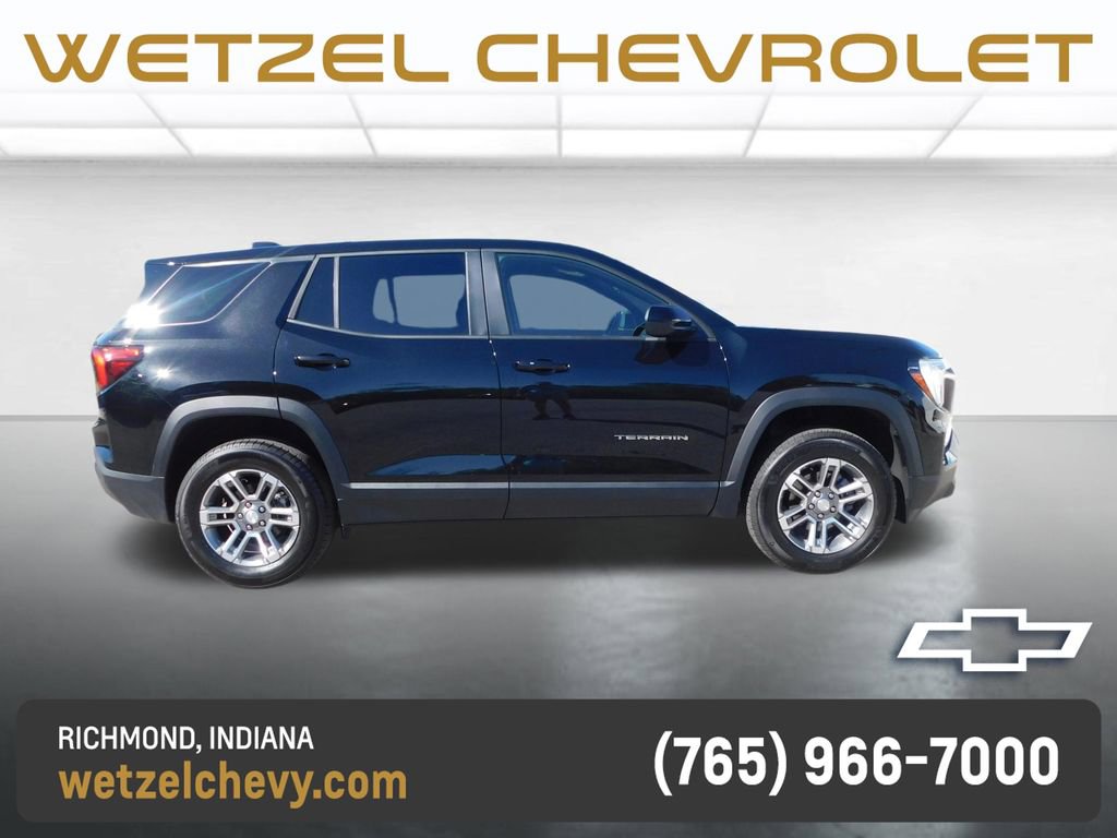 Used 2026 GMC Terrain Elevation FWD image 2