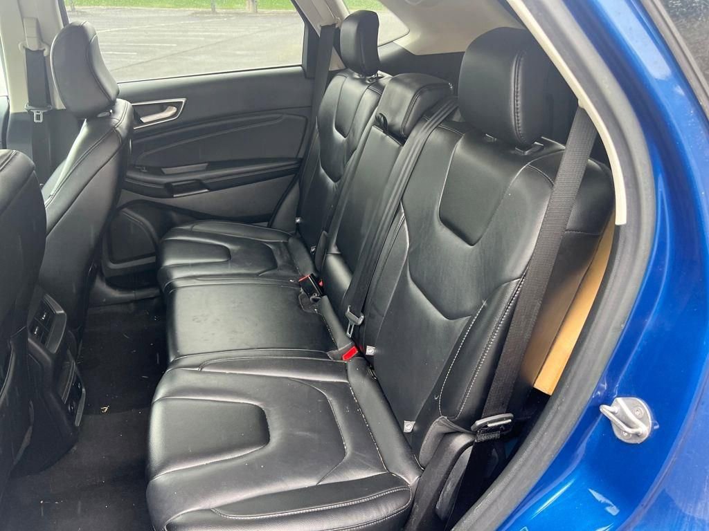 Used 2022 Ford Edge Titanium image 24