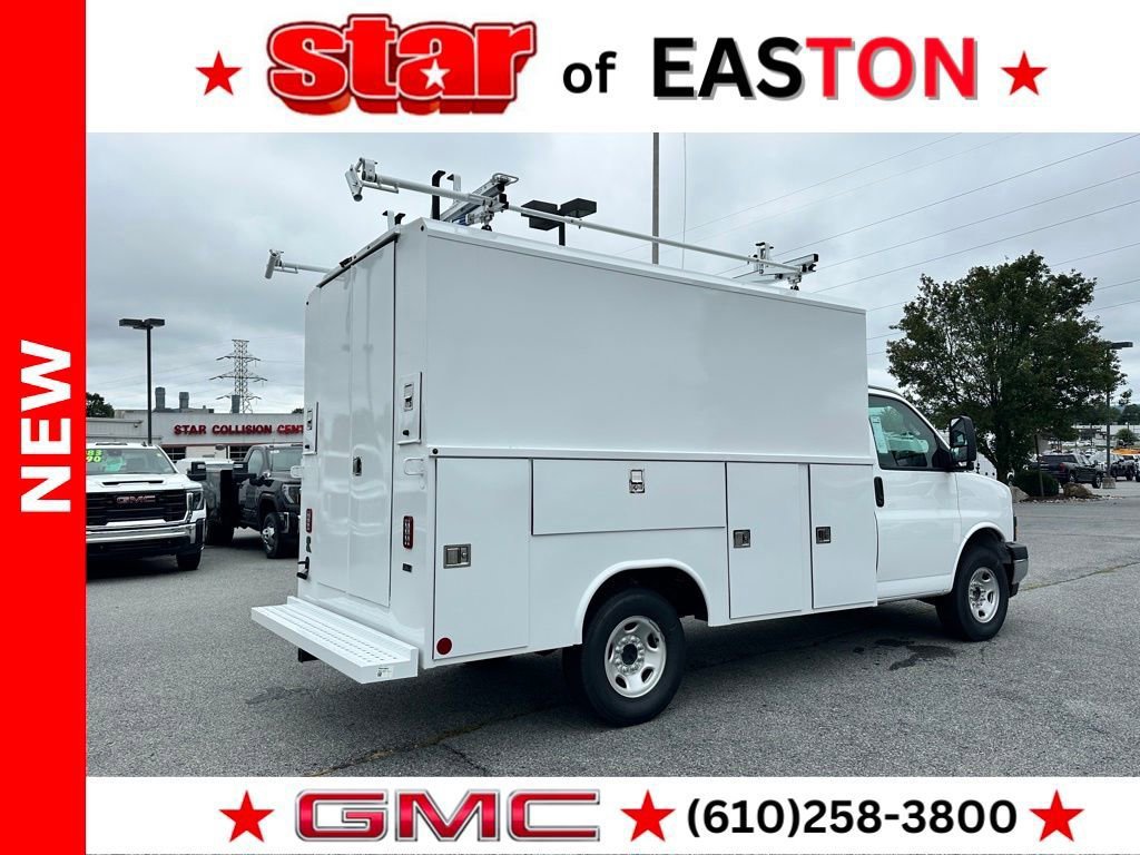 New 2025 GMC Savana 3500 w/ Power Convenience Package image 9
