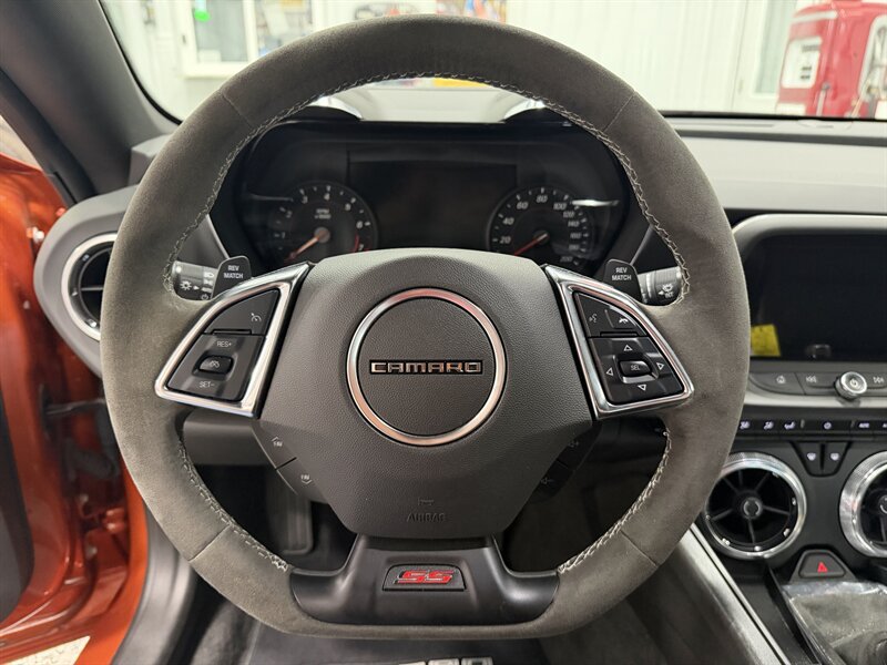 Used 2024 Chevrolet Camaro SS RWD image 8