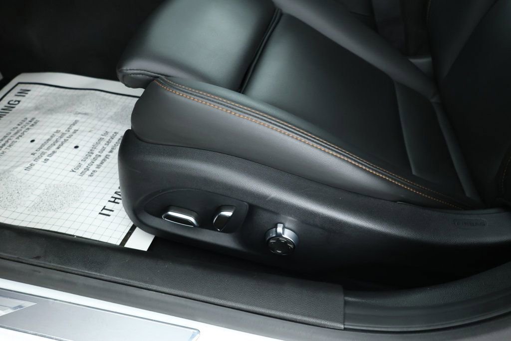 Used 2021 Cadillac CT4 V w/ Technology Package image 10