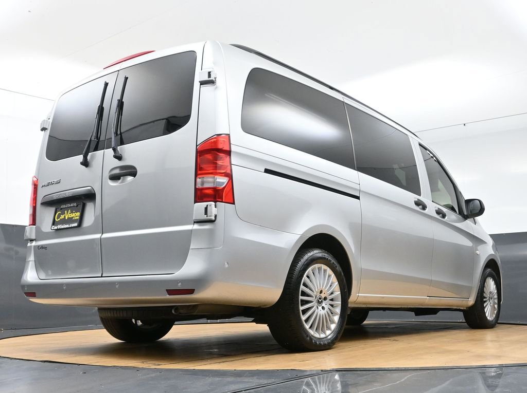 Used 2018 Mercedes-Benz Metris Passenger image 54