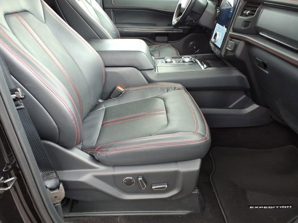 Certified 2023 Ford Expedition Limited AWD/4WD image 8
