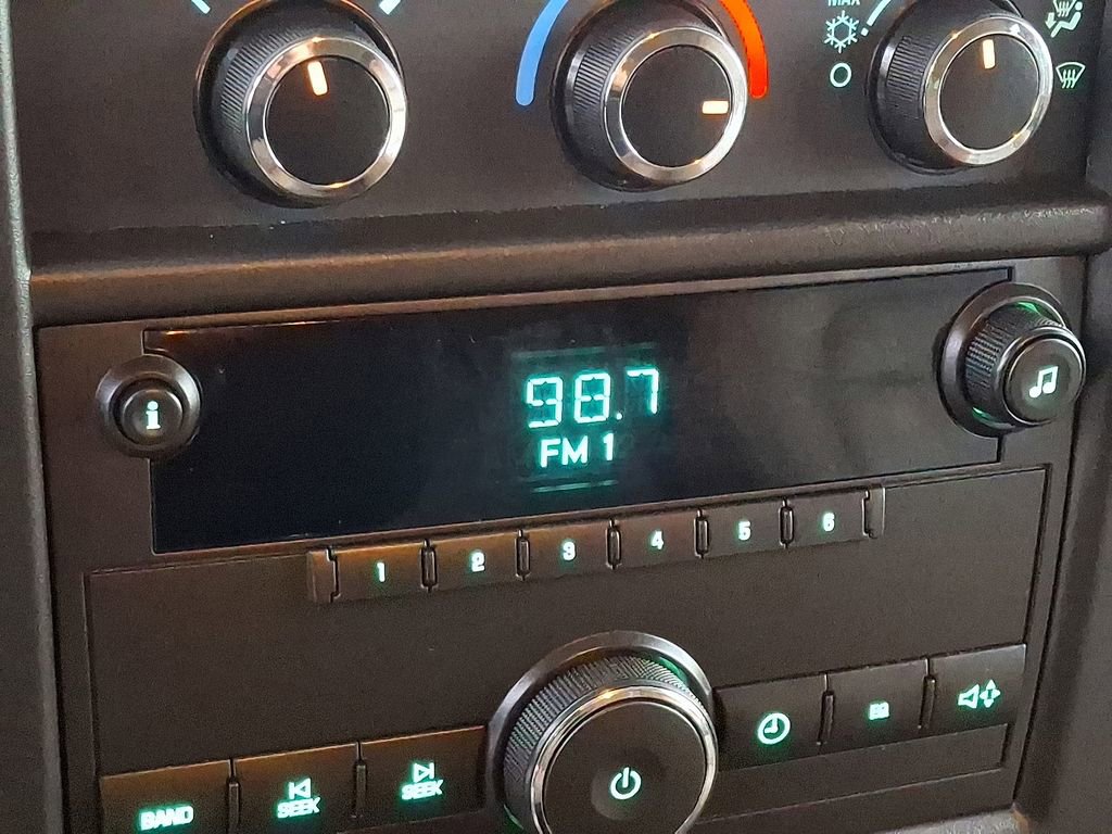 Used 2013 Chevrolet Express 1500 LS image 16